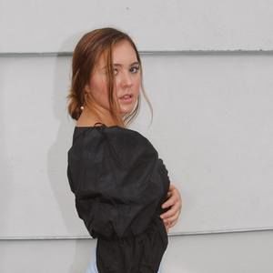 Meet your Posher, Kenyon